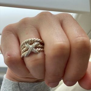 Elegant Silver Women's Ring